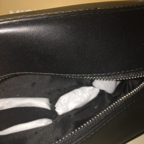 MICHAEL KORS KHAKI/BLACK LEATHER TOILETRY BAG - Picture 7 of 11